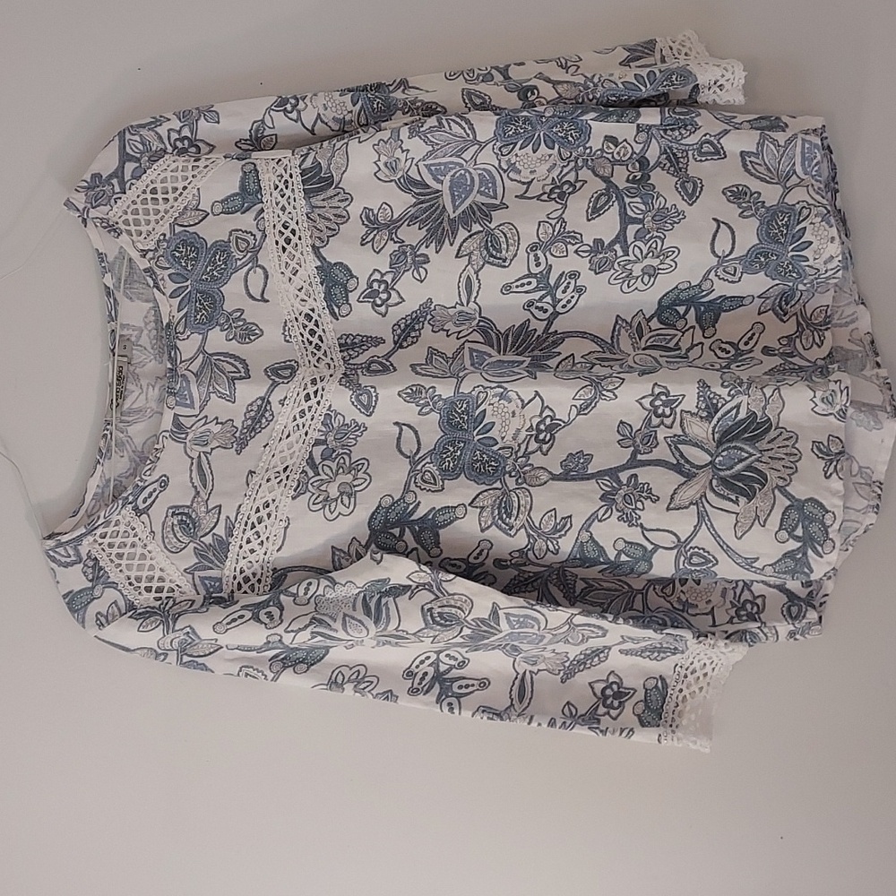 Elena Baldi, all Linen Top - Picture 9 of 12